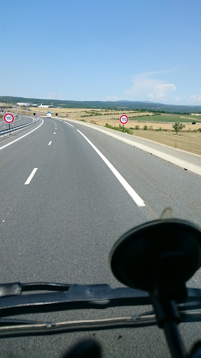 Aperçu des activités de la casse automobile MARINA AUTO PIECES située à FREJUS (83600)